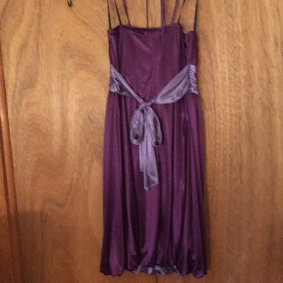 Intrigue Summer Dress - Picture 4 of 5